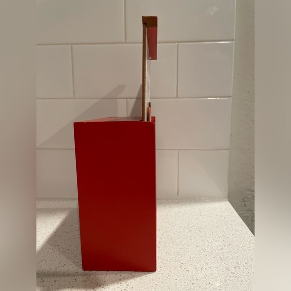 Let love grow Valentine’s Day wooden slide up box - Picture 4 of 4